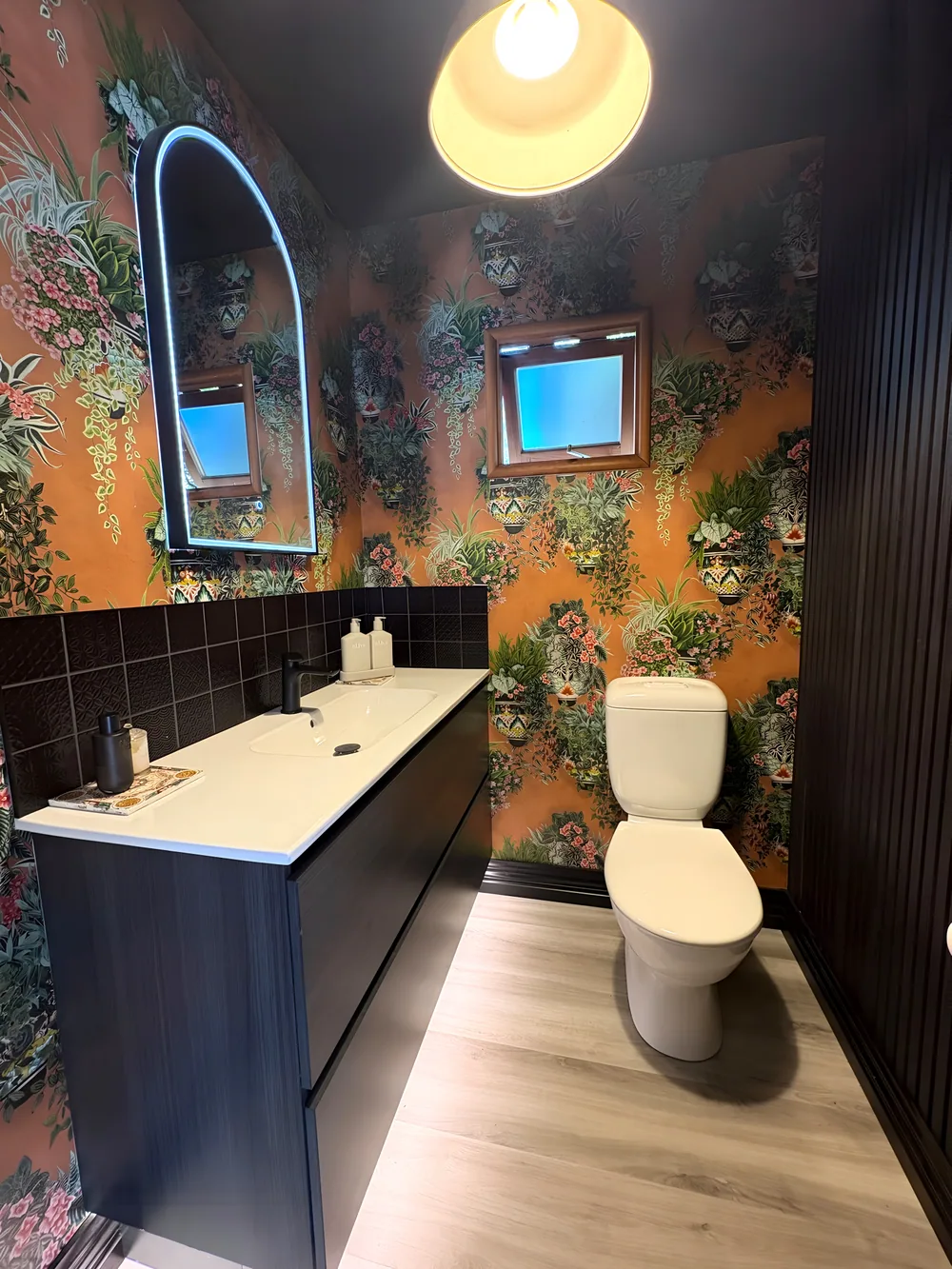 The shared toilet & vanity
